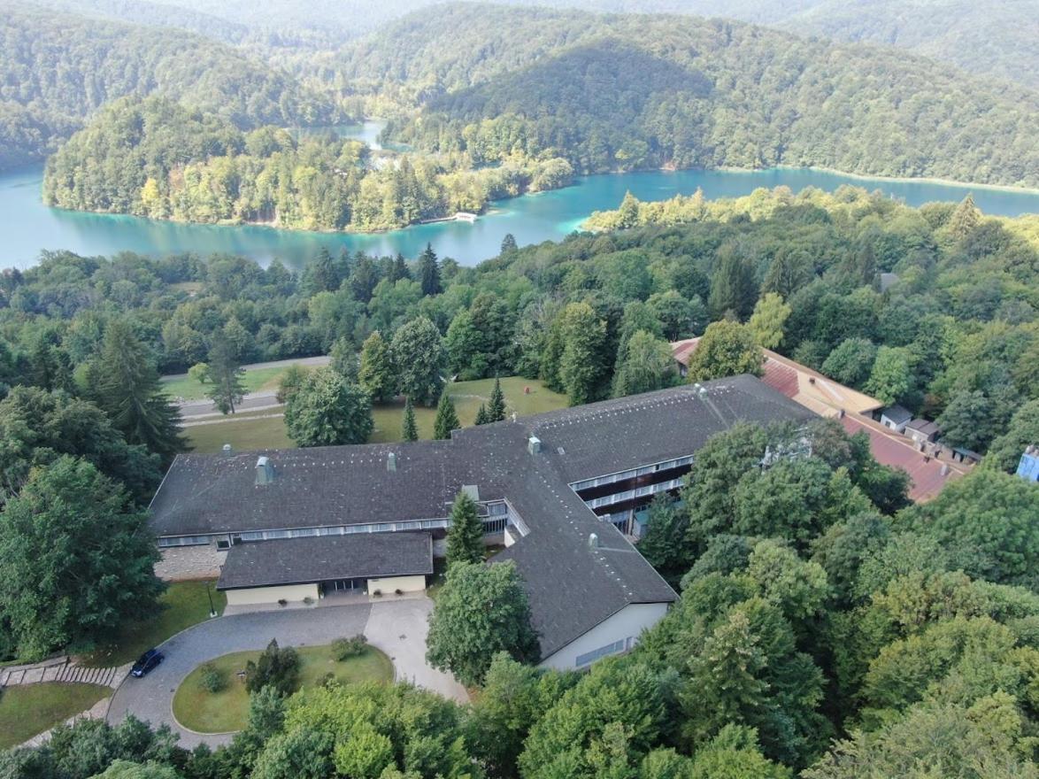 فندق بليتفيتْشكا Plitvička Jezera المظهر الخارجي الصورة